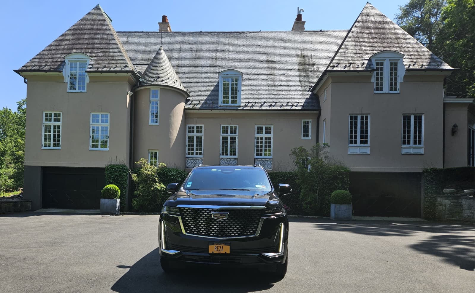 Reza Chauffeur - Trusted Executive Transportation Service